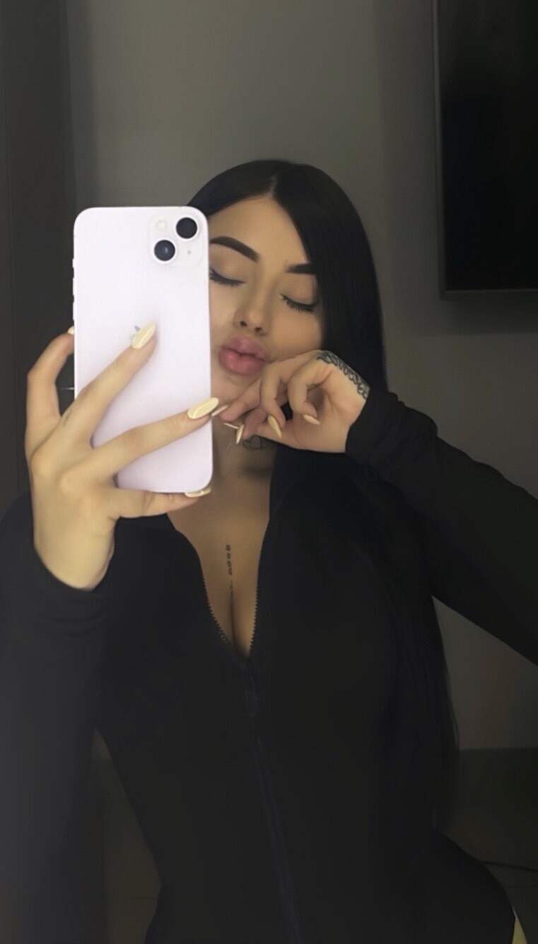 Darsteller SamanthaEvgeniev Foto 2