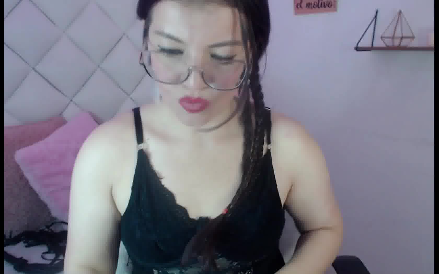 Artista SelenaANAL Video 1