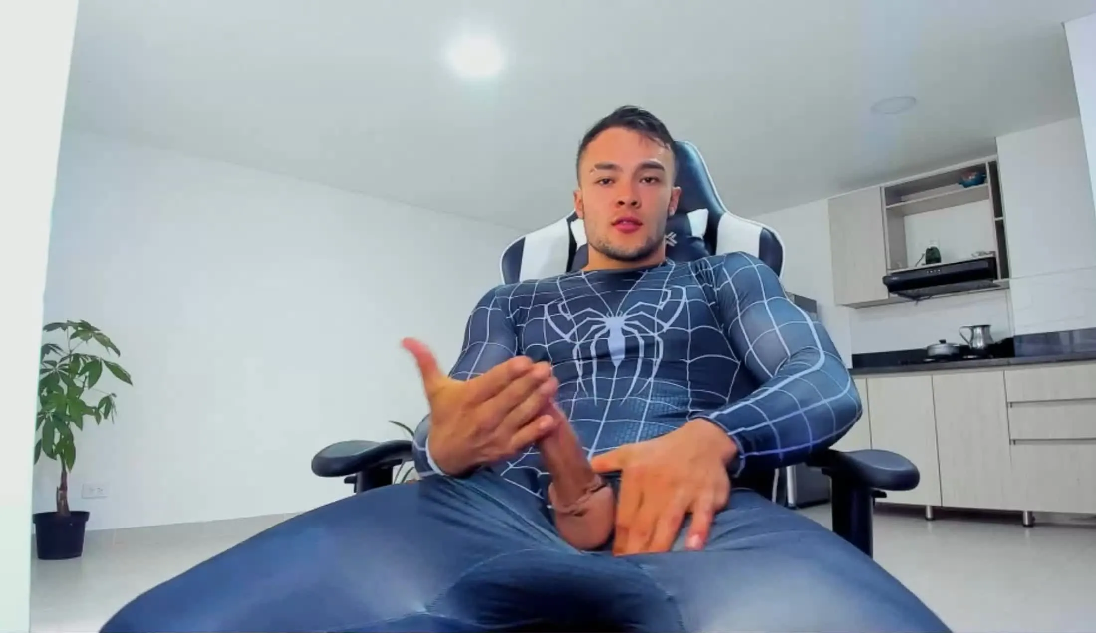 Artista AlexanderCollim Video 1