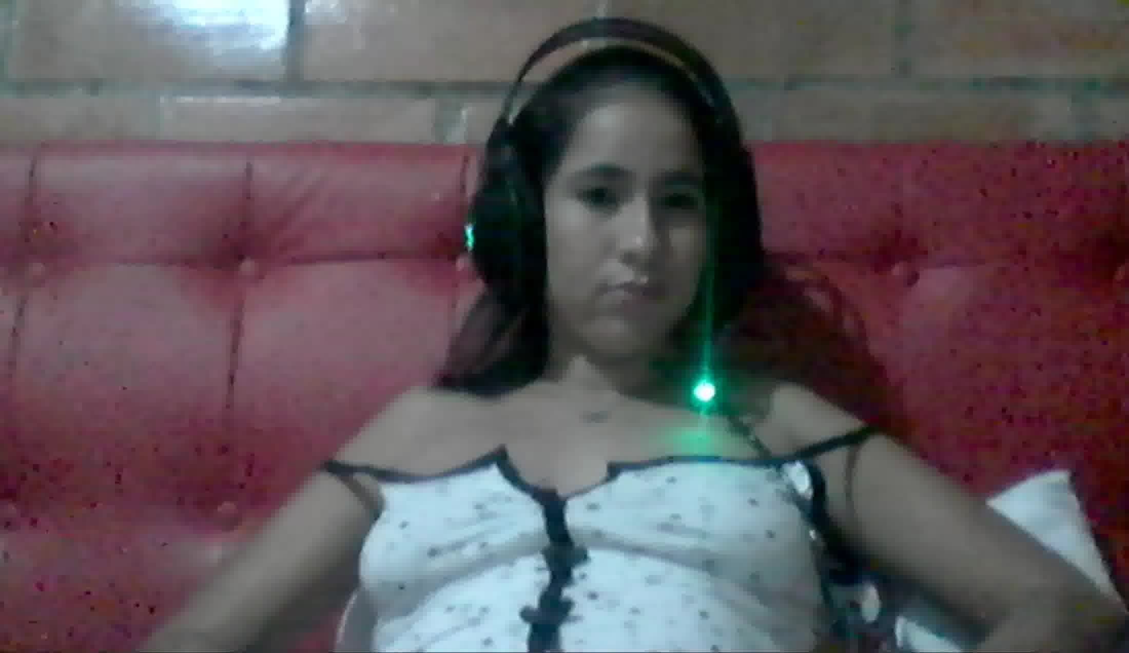 Artist RoxyFlorez Video 1