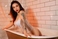 Performer RoxanneWill Photo 1