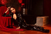 Performer CristalWright Photo 3