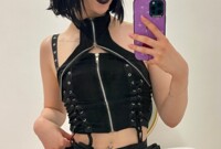 Performer YourScarlet Photo 3