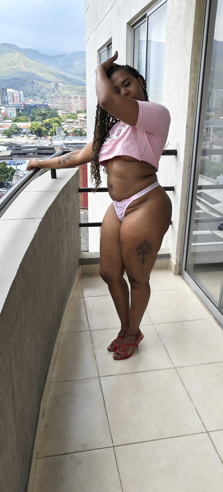 Artiest AriellaBugatti Foto 5