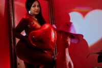 Performer KandiHoneey Photo 12