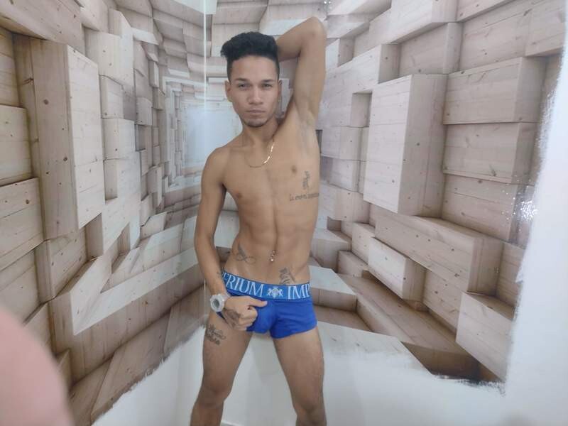 Performer boyhotxxx11 Photo1