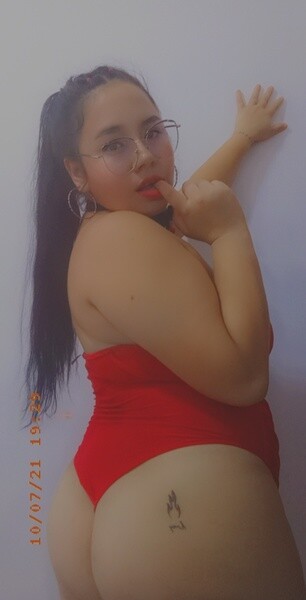 Artista curvymichelhot Foto2