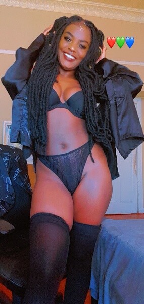Performer BlackMelaninGoddessx Photo4
