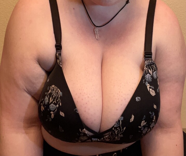 Artiest bigtittygothwife Foto4