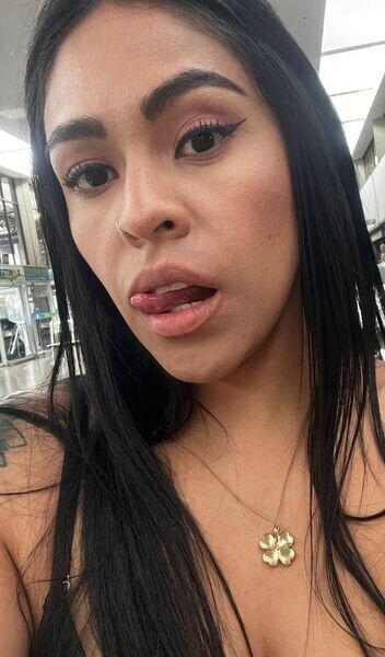 Artist CHARLOTTEROGUE Foto 1