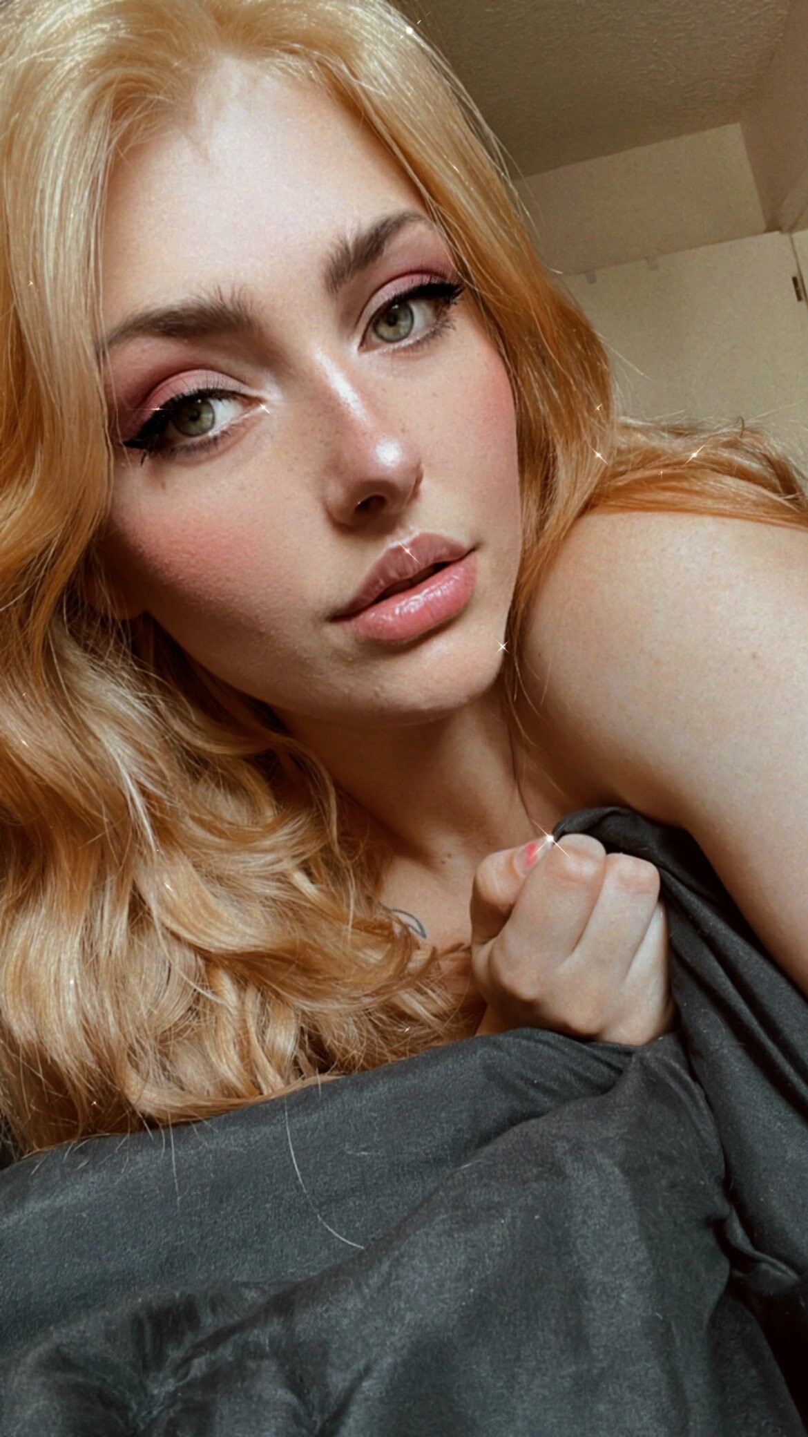 Artist AlexMarieXOXO Foto 1
