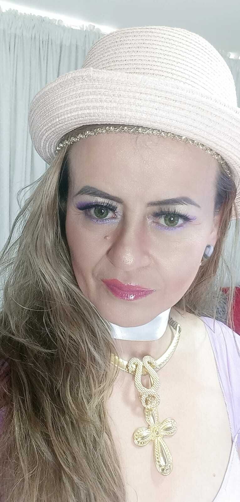 Utøver Maghenta Bilde 1