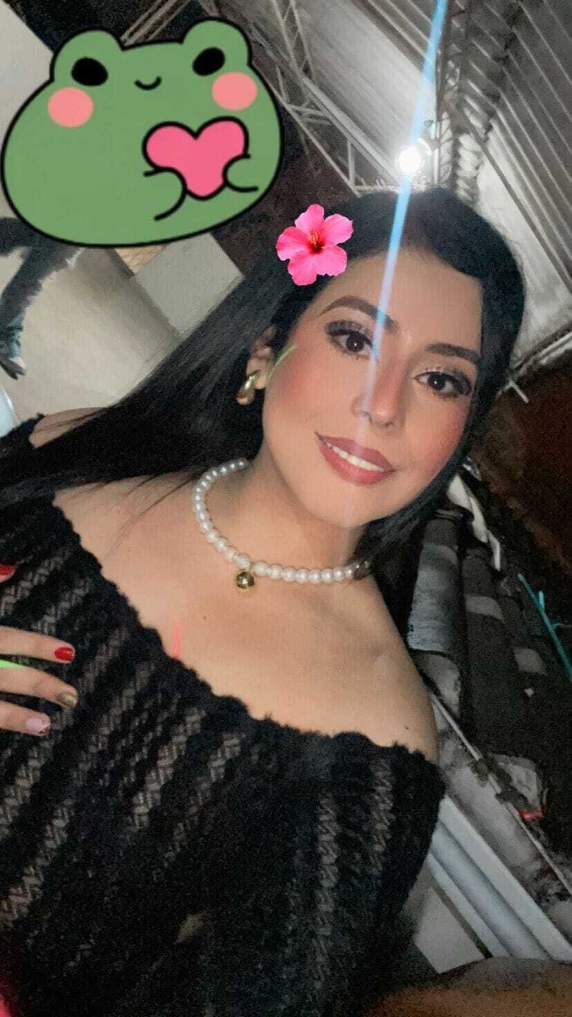 Intérprete AdaraaCox Foto 1