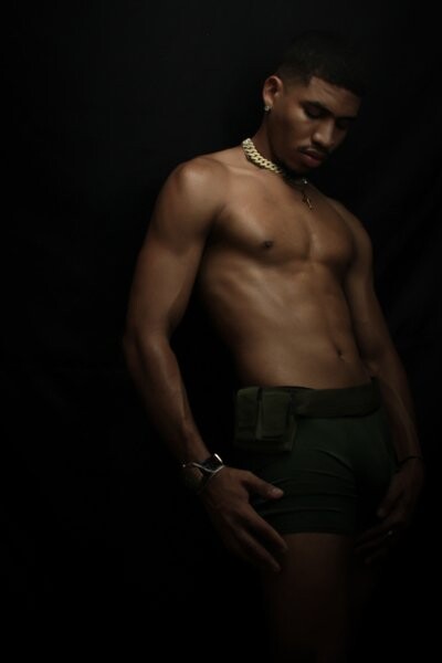 Performer Drakehottt Photo 1
