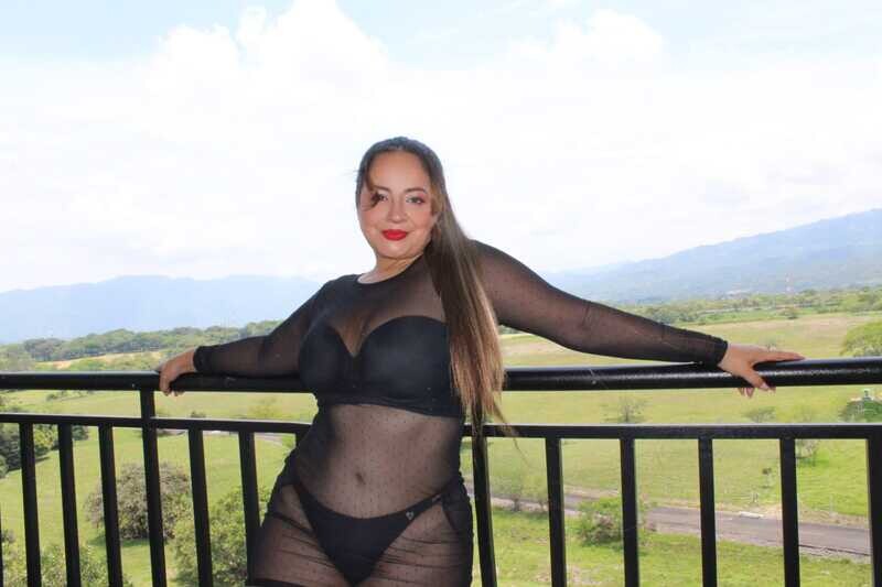 Interprète Busty_Isabell Photo2
