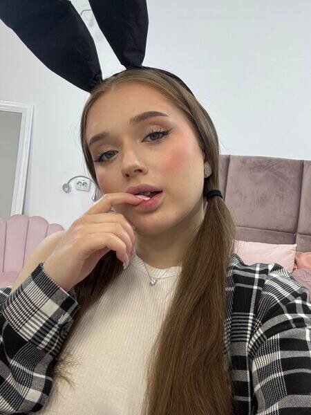 Artiest LaraKrof Foto 1