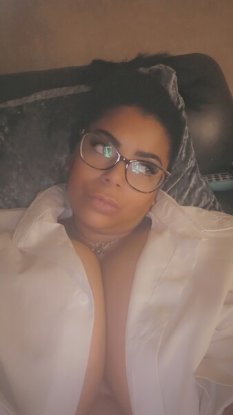 Interprete BritishBustSienna69 Foto4