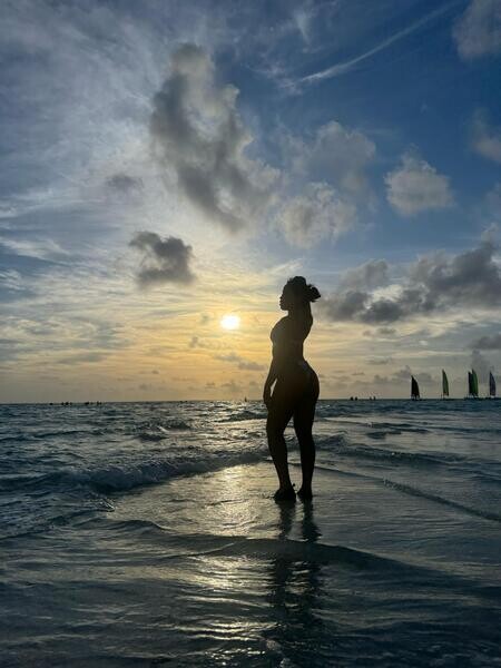 Artista HolyRussell Foto 1