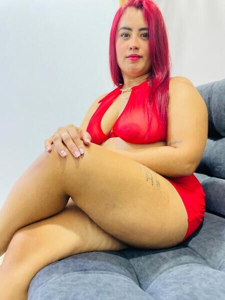 Performer MistySaint Photo 1