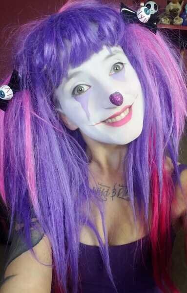 Performer MissQuinCam Photo 1