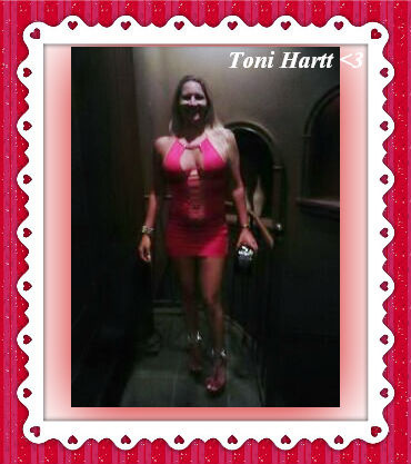 Performer ToniHartt Photo10