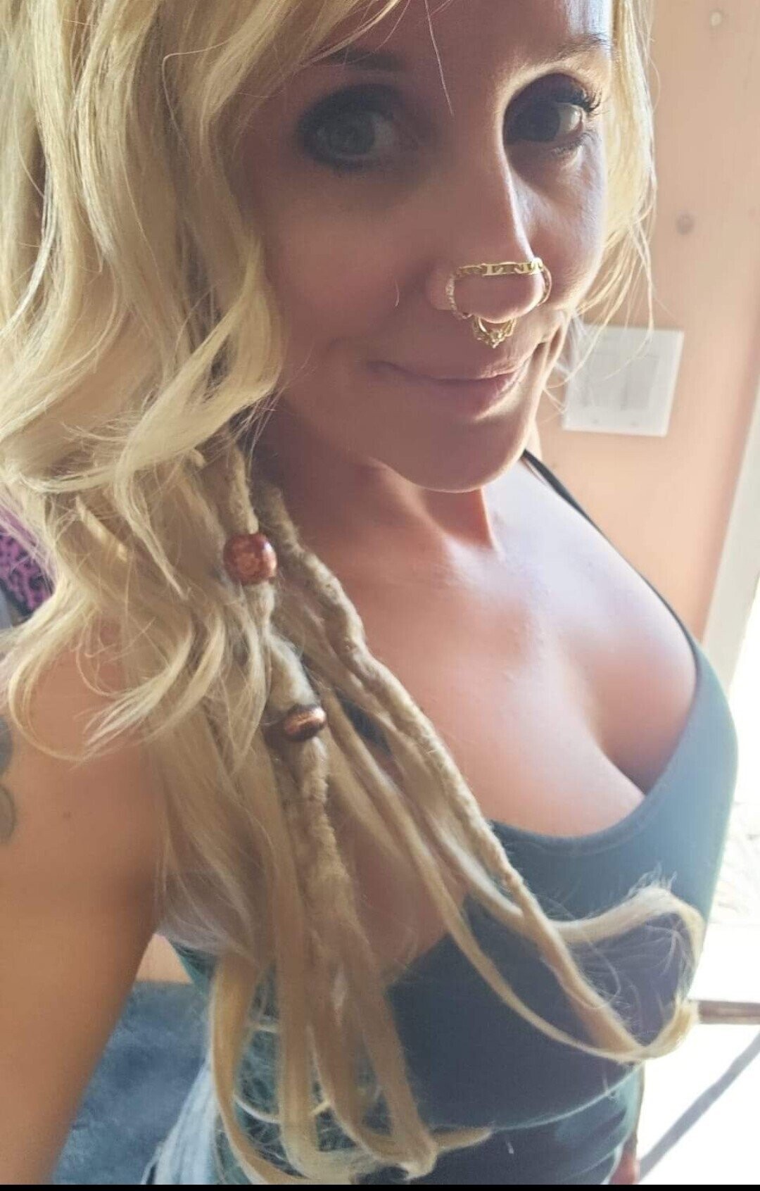Performer JennyCouture Photo 1