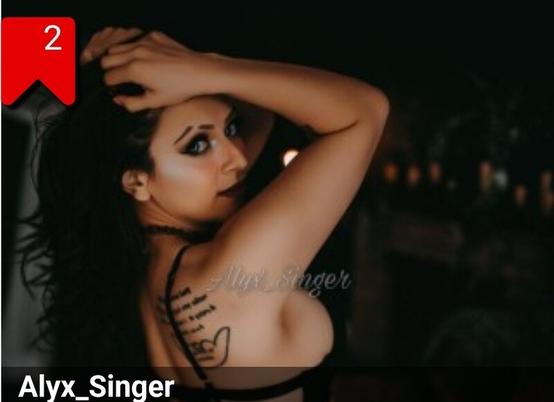 Performer Alyx_Singer Photo2