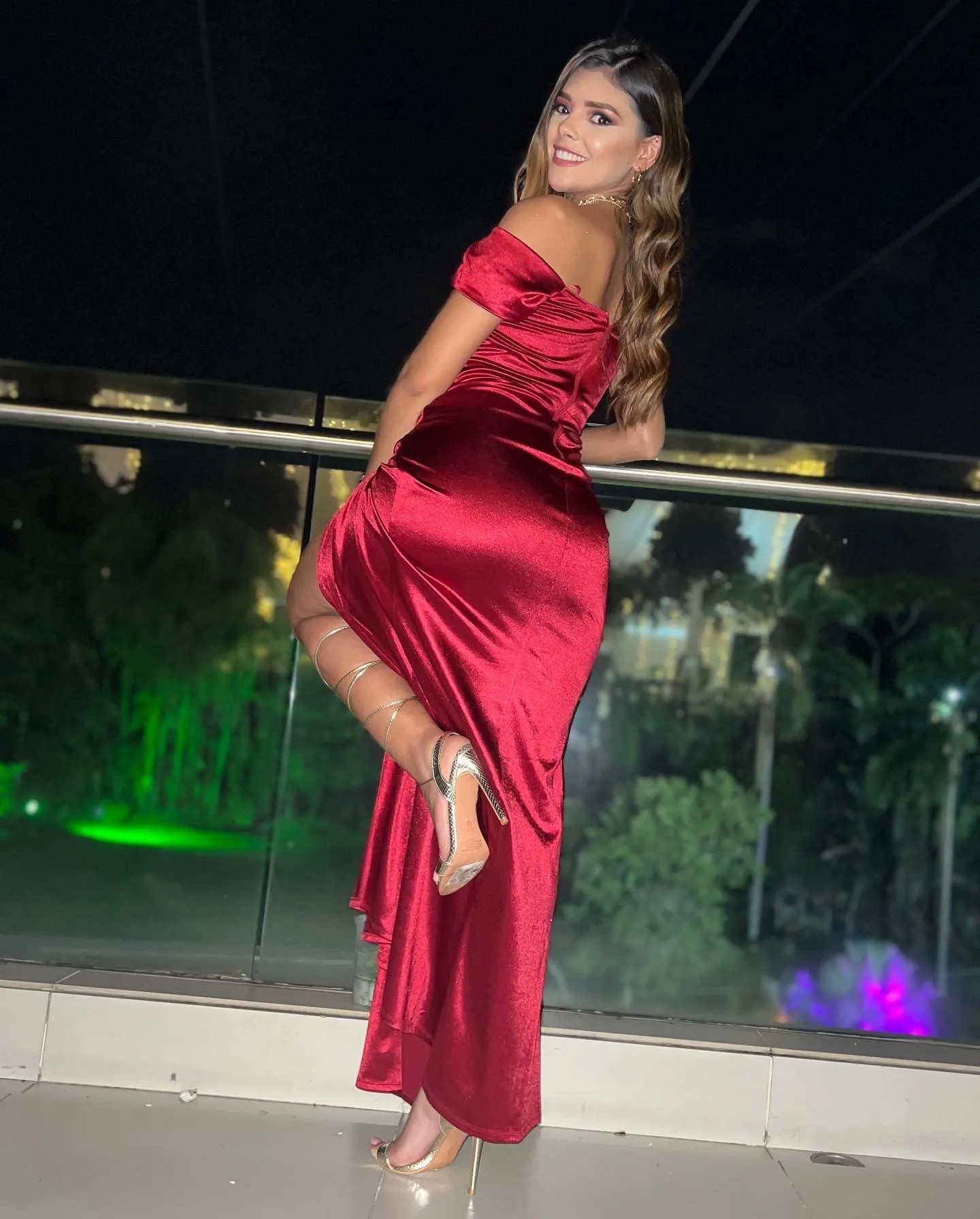 Live Cam & Sex Chat with ScarletCliment on Rabbits Cams