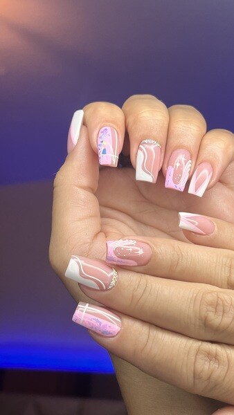 Artiest Liily_Evanss Foto4