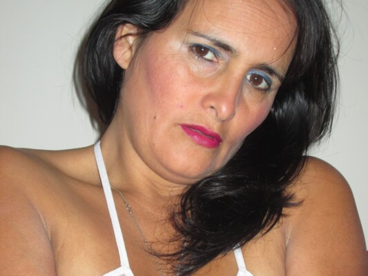 Imagen de perfil de modelo de cámara web de Extremelatina
