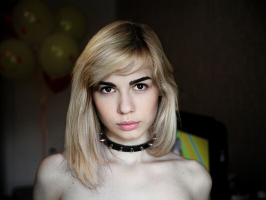 Image de profil du modèle de webcam Holly_moolly
