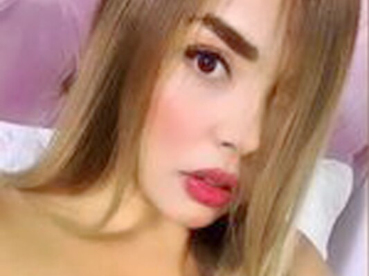 AlexandraVega profilbild på webbkameramodell 