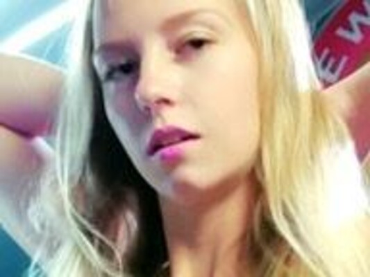 Image de profil du modèle de webcam Sweet_Summer_Daniels