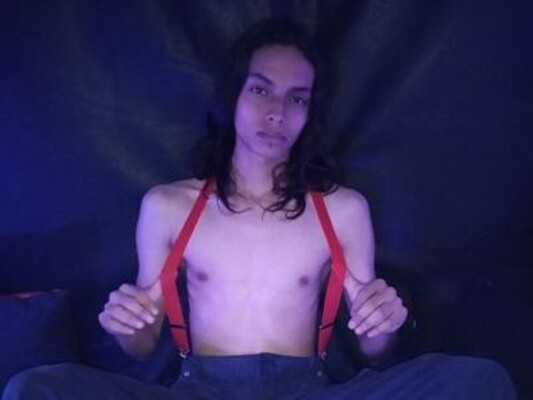 Foto de perfil de modelo de webcam de KydGanjah 