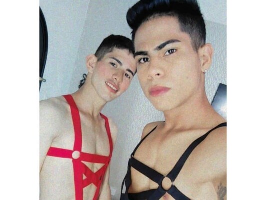 Twinks_horny