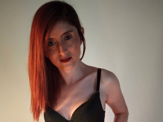 Foto de perfil de modelo de webcam de EmilyBack 