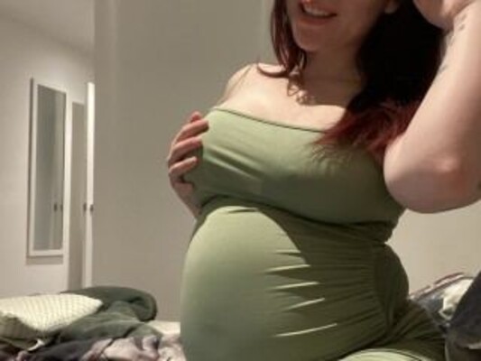 pregnantbritishmilf cam model profile picture 