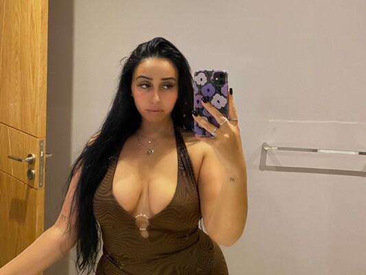 Jasmineb77 profilbild på webbkameramodell 