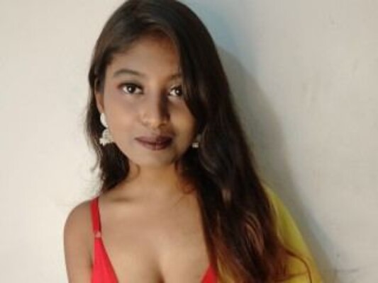 Foto de perfil de modelo de webcam de MairaKhan 
