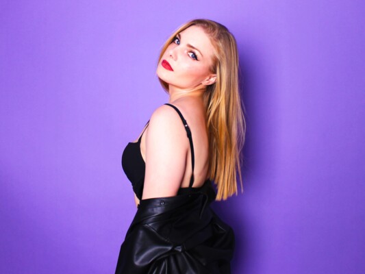 Foto de perfil de modelo de webcam de CarolinaRoyal 
