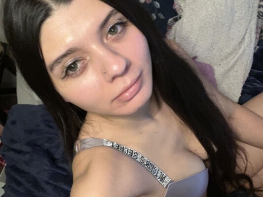 Image de profil du modèle de webcam Adrianasoprano