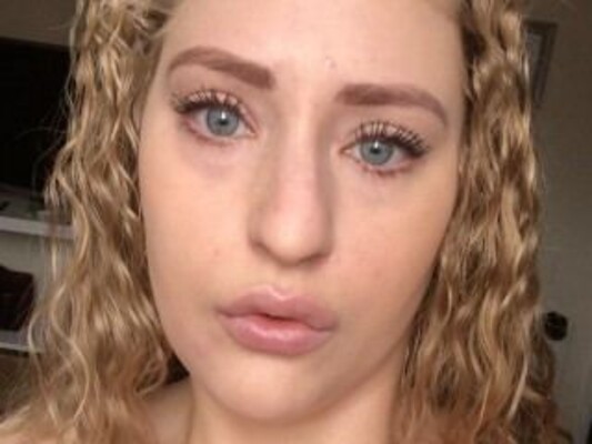 BlondeSweetCara profilbild på webbkameramodell 