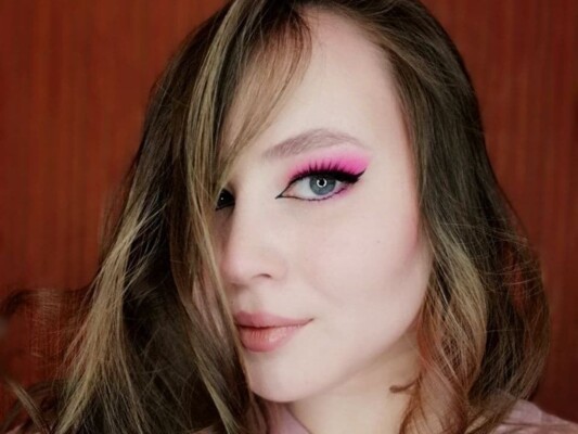 Foto de perfil de modelo de webcam de LinaMilovski 