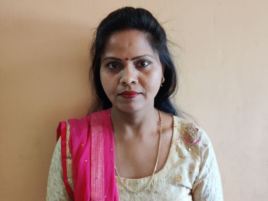Foto de perfil de modelo de webcam de curvyayana 