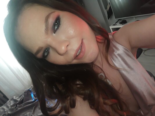 Foto de perfil de modelo de webcam de MyriamFun 