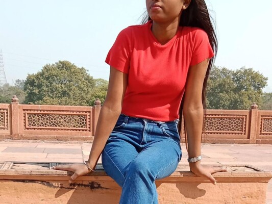 Foto de perfil de modelo de webcam de INDIANKRUTIKA 