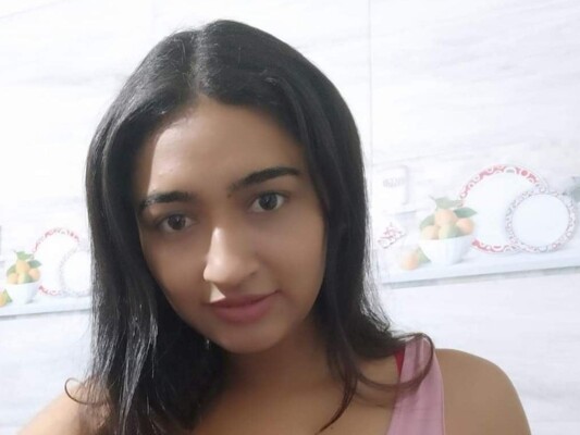 Image de profil du modèle de webcam Angelinazv