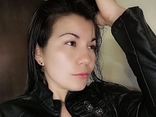 NicoletteRuso profilbild på webbkameramodell 