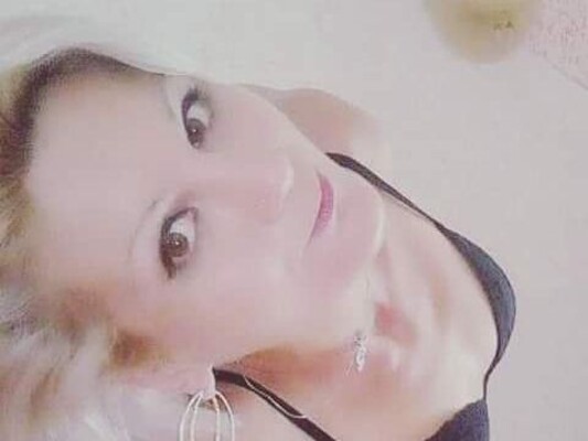 Foto de perfil de modelo de webcam de Georgiana87 