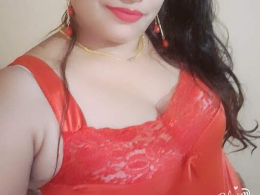 SweetyBebo cam model profile picture 